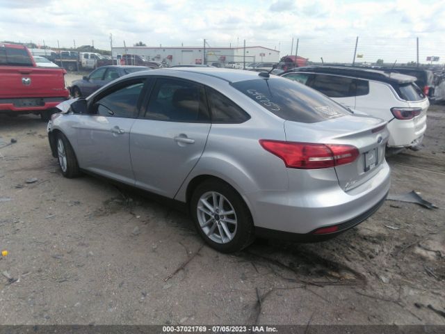 1FADP3F24JL218360 Ford FOCUS SE