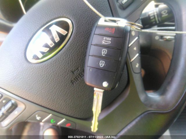 KNAFX4A84E5206351 KIA FORTE EX