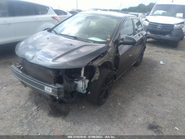 Chevrolet Sonic Premier 2019 1G1JF5SB0K4149317 Image 2