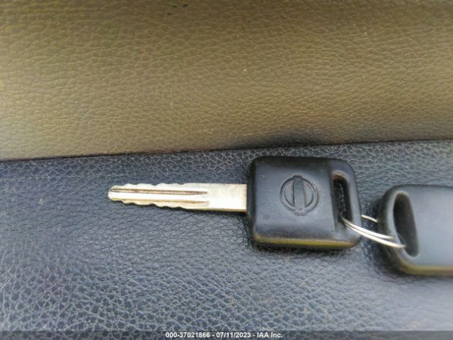 1N6BF0KY3EN102698 Nissan Nv Sv