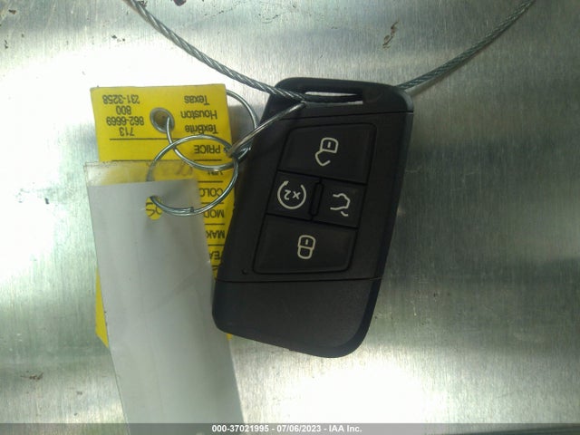 3VVTX7B28NM060033 Volkswagen TAOS SE