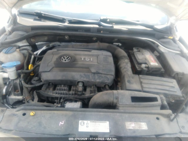 3VWD17AJ9EM365650 Volkswagen Jetta Sedan Se