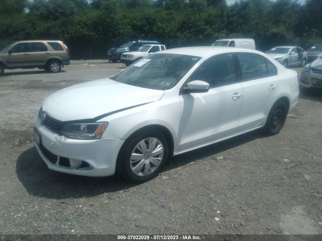 3VWD17AJ9EM365650 Volkswagen Jetta Sedan Se
