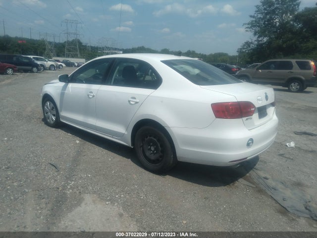 3VWD17AJ9EM365650 Volkswagen Jetta Sedan Se