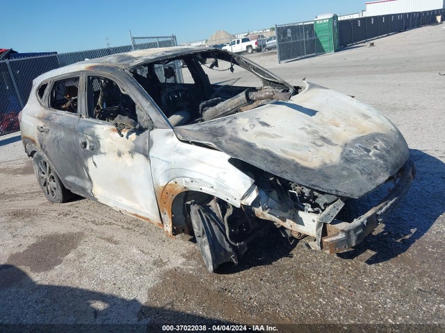 Hyundai TUCSON SE 2019 KM8J23A43KU883701 Image 1