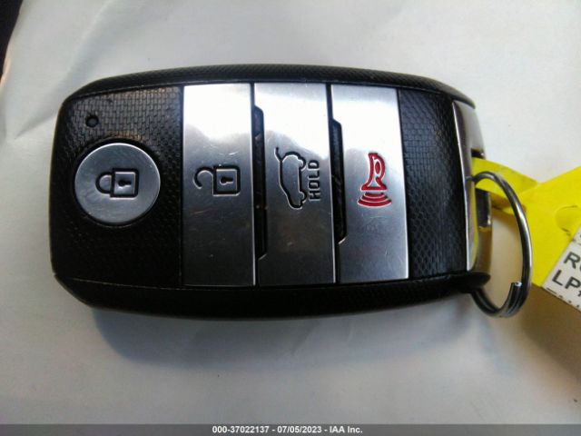 KNDJX3A54G7386290 KIA Soul !