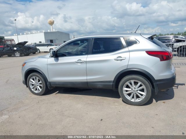 JN1BJ1CP5HW030188 Nissan Rogue Sport S