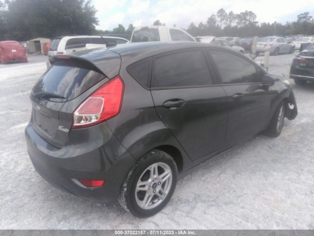 3FADP4EJ8JM142106 Ford FIESTA SE