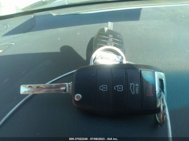 5XXGM4A71FG417544 KIA Optima Lx