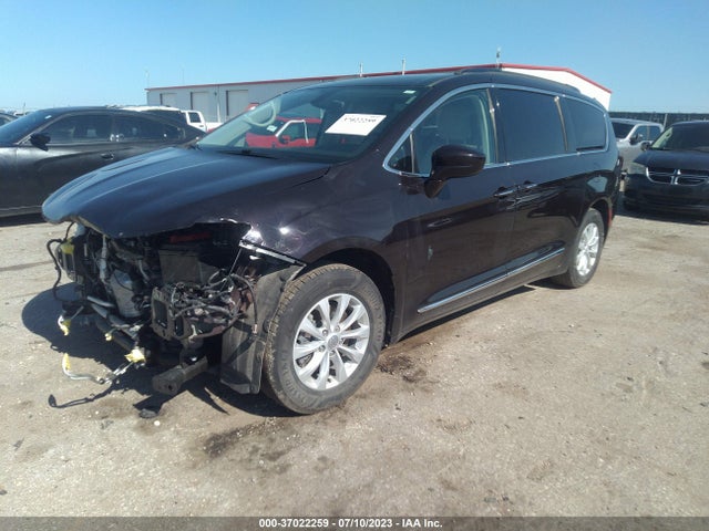 2C4RC1BG3HR653874 Chrysler Pacifica Touring-l