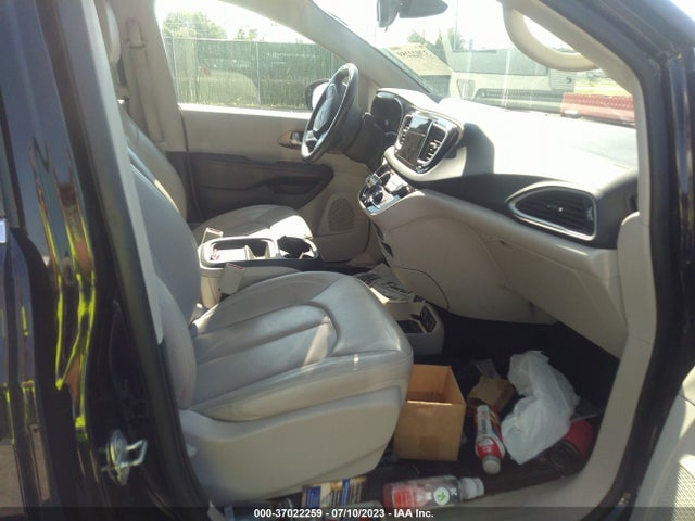 2C4RC1BG3HR653874 Chrysler Pacifica Touring-l