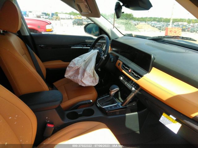 KNDERCAA2R7481555 KIA SELTOS EX