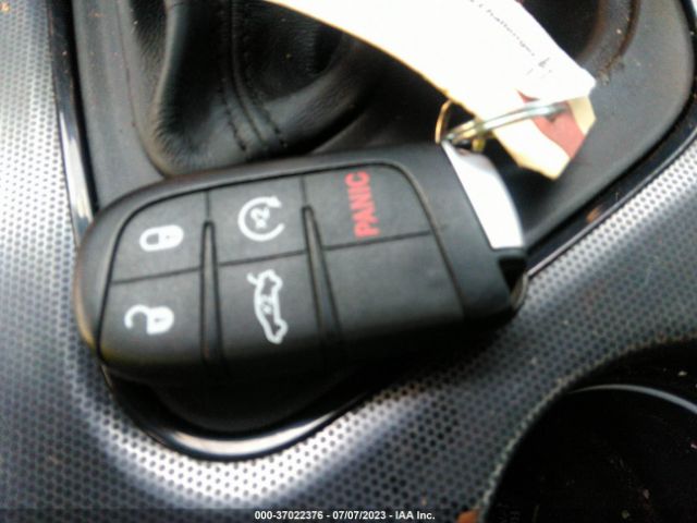 2C3CDZGG8HH663935 Dodge Challenger Gt