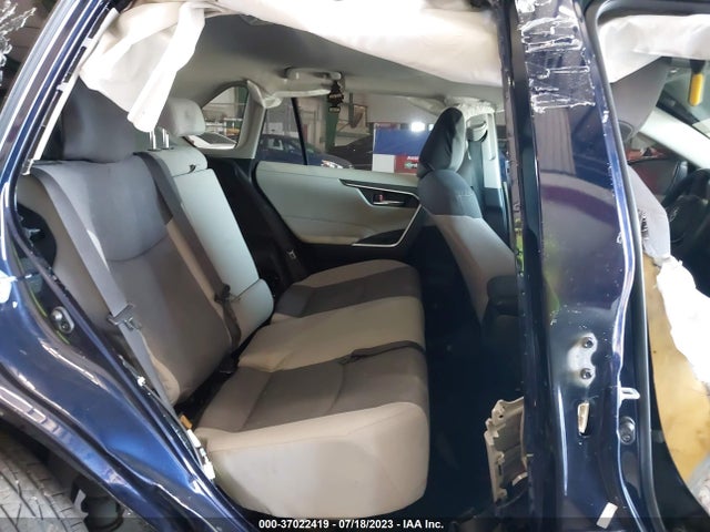 2019 TOYOTA RAV4 XLE VIN: JTMP1RFV7KD007610