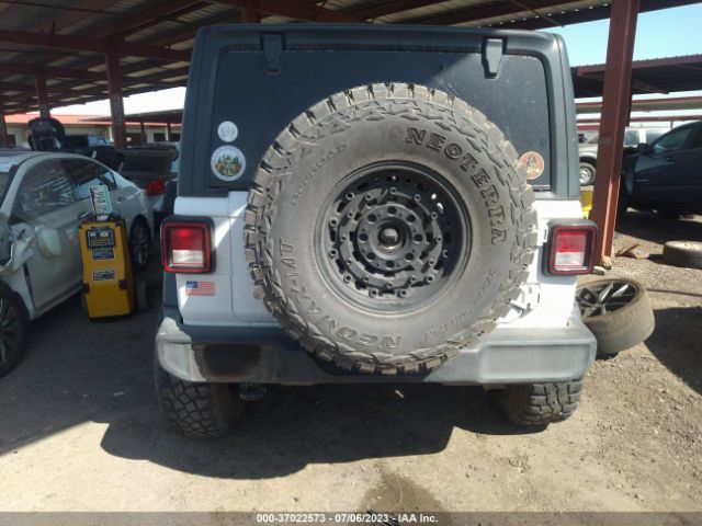 1C4HJXDN4LW197819 Jeep Wrangler Unlimited Sport S