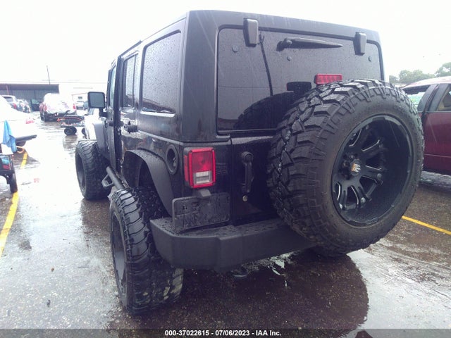 1C4BJWDGXHL663425 Jeep Wrangler Unlimited Sport