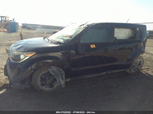 KIA Soul 2015 KNDJN2A23F7151089 Image 2