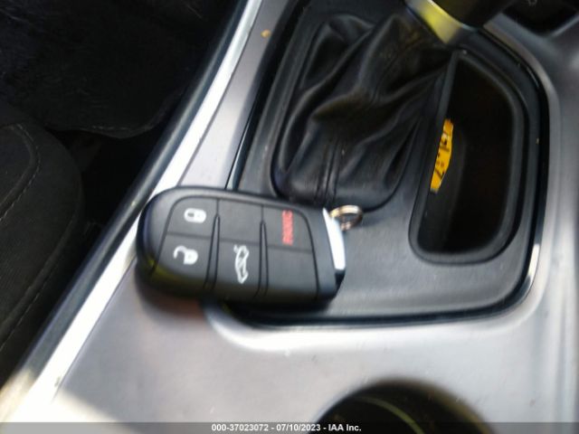 2C3CDZAGXKH716778 Dodge Challenger Sxt