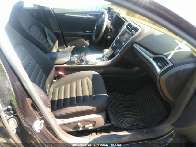 3FA6P0H75FR277636 Ford FUSION SE