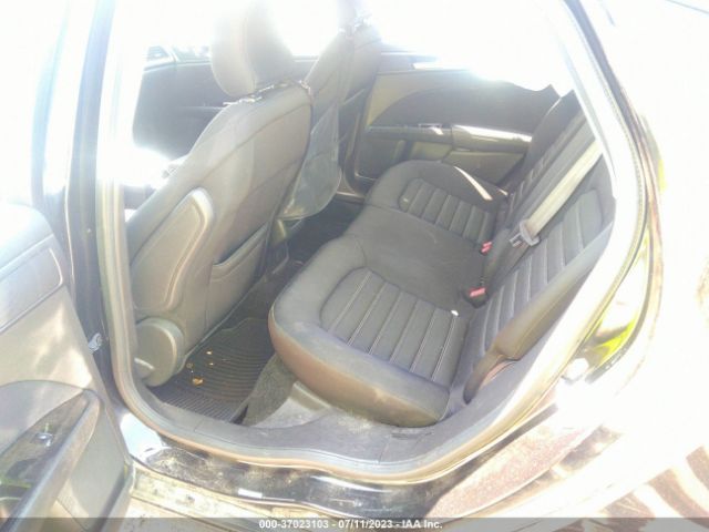 3FA6P0H75FR277636 Ford FUSION SE