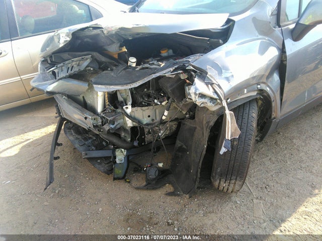 Chevrolet TRAX LS 2020 3GNCJKSB2LL261441 Image 6
