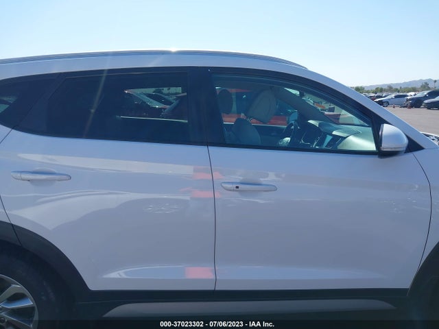 Hyundai Tucson Se Plus 2017 KM8J3CA48HU433791 Image 6