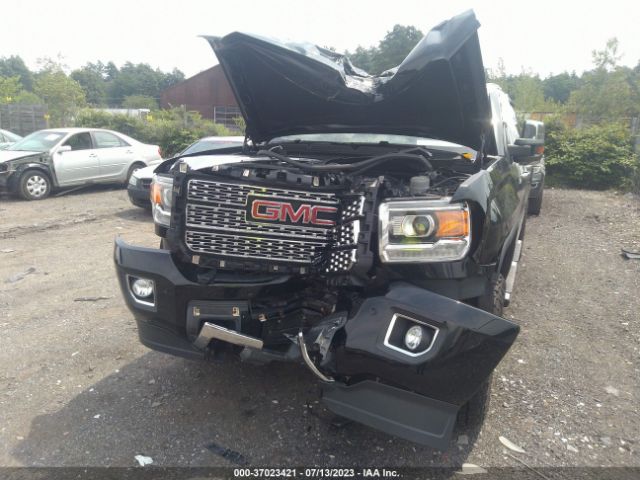 1GT12UEG5JF150857 GMC Sierra 2500hd Denali