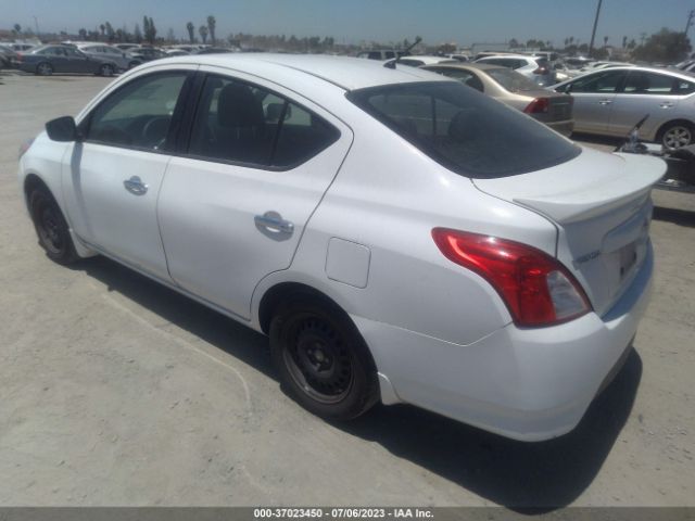 3N1CN7AP1FL800551 Nissan VERSA SV