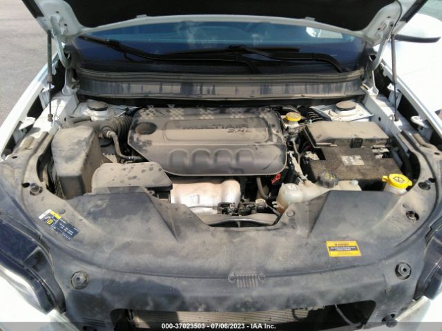 1C4PJLCB3KD357453 Jeep Cherokee Latitude
