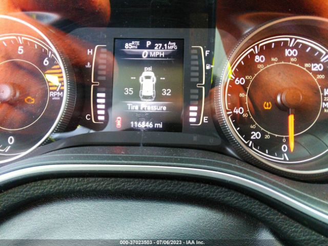 1C4PJLCB3KD357453 Jeep Cherokee Latitude