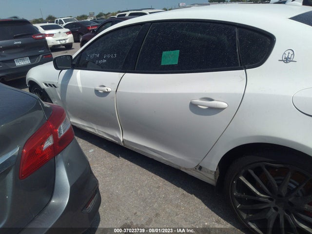 2014 MASERATI QUATTROPORTE GTS VIN: ZAM56PPA2E1077882