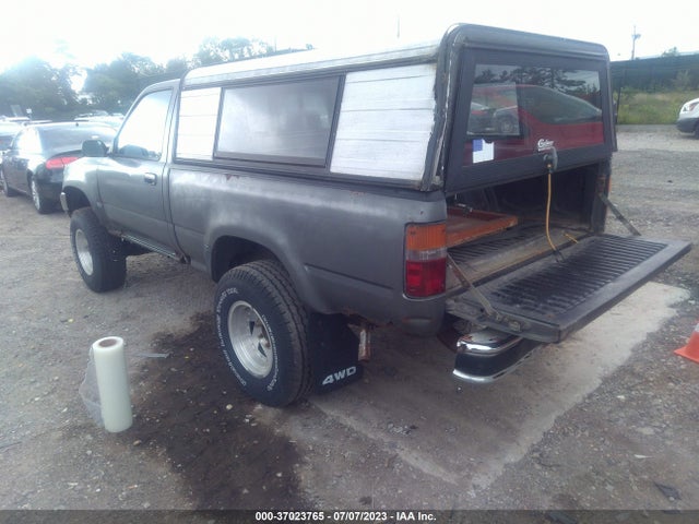 1989 TOYOTA PICKUP 1/2 TON SHT WHEELBASE DLX VIN: JT4RN01P8K7014582