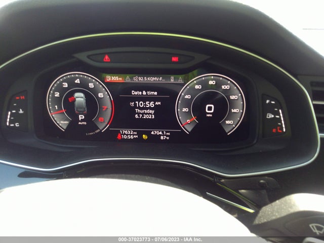 WA1LXBF72ND010256 Audi Q7 Premium Plus