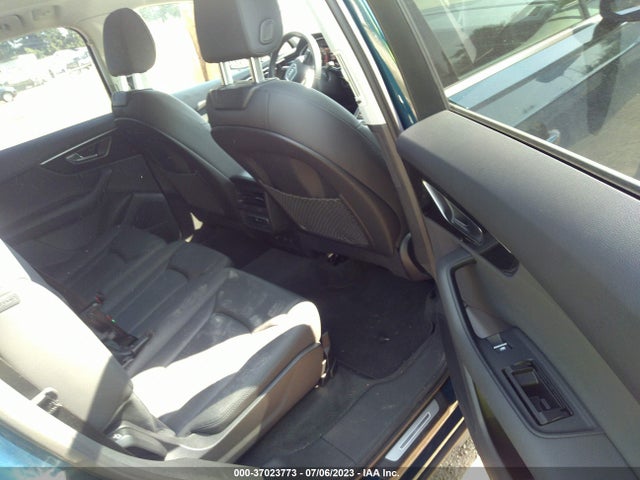 WA1LXBF72ND010256 Audi Q7 Premium Plus