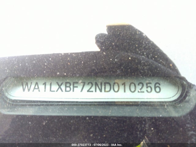 WA1LXBF72ND010256 Audi Q7 Premium Plus