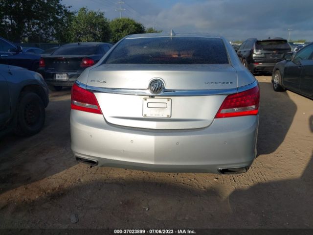 1G4GB5G30GF158847 Buick Lacrosse Leather