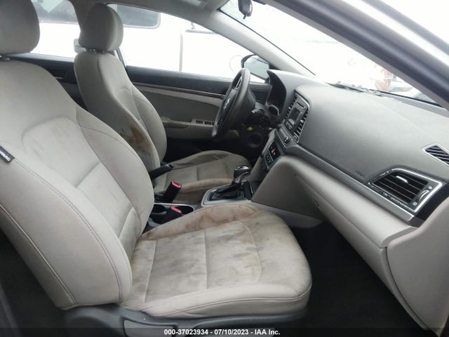2017 HYUNDAI ELANTRA SE VIN: 5NPD74LF5HH183480