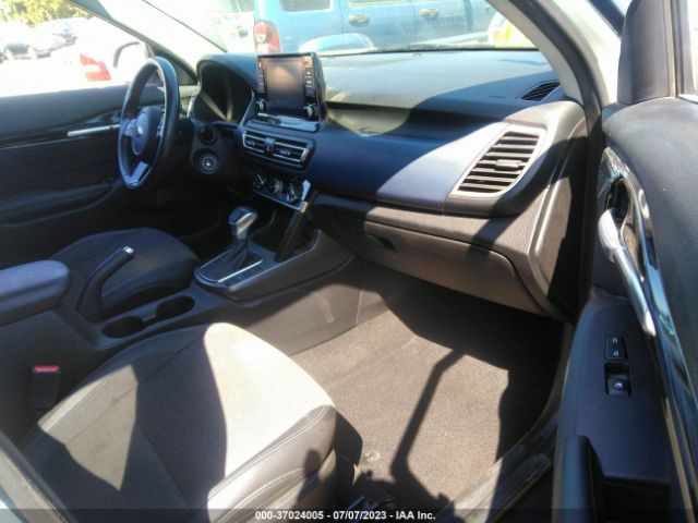 KNDEU2AA7M7212887 KIA SELTOS S
