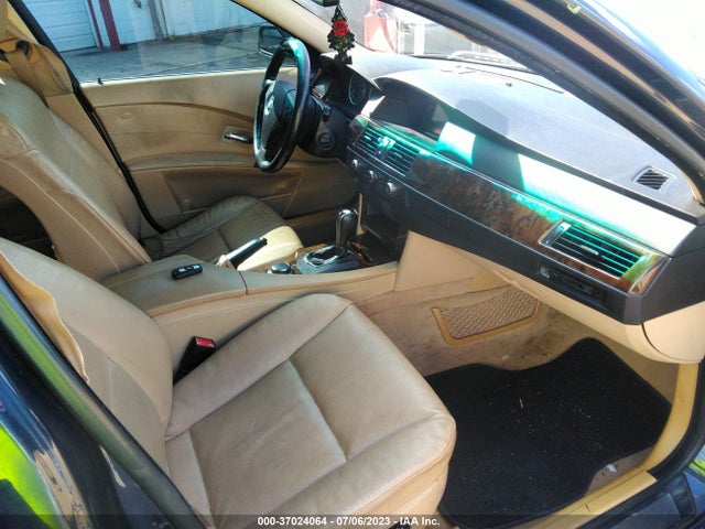 2007 BMW 5 SERIES 525I VIN: WBANE53537CW64133