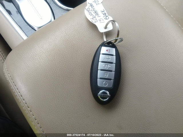 2015 NISSAN PATHFINDER SL VIN: 5N1AR2MN6FC644715