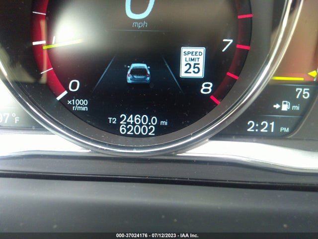 2015 VOLVO V60 T5 DRIVE-E PREMIER VIN: YV140MEB9F1196472