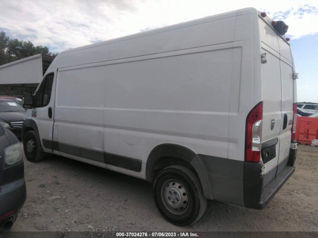 3C6TRVDG7JE115945 RAM Promaster Cargo Van