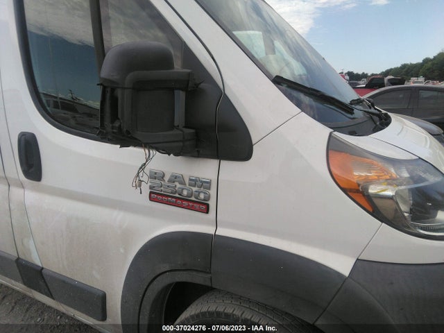 3C6TRVDG7JE115945 RAM Promaster Cargo Van