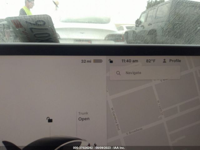 5YJ3E1EA0NF358326 Tesla MODEL 3