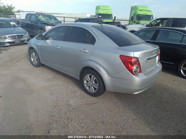 Chevrolet SONIC LT 2014 1G1JC5SH8E4152712 Image 3