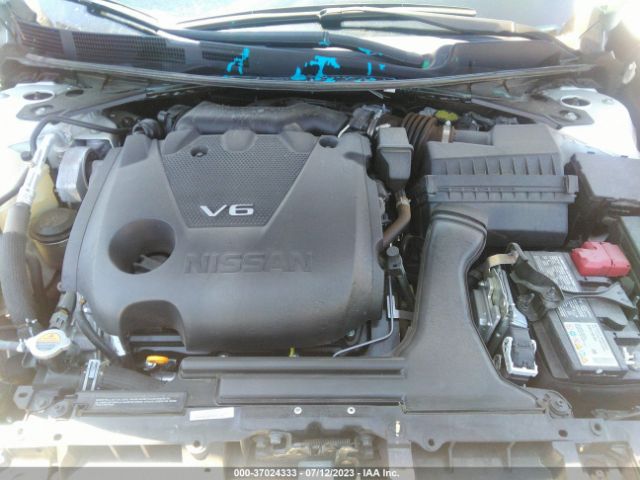1N4AA6CV3MC502104 Nissan MAXIMA SV