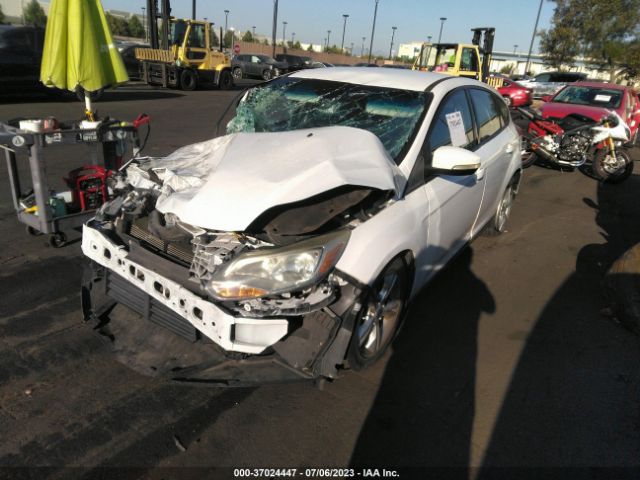 1FADP3K20EL111561 Ford FOCUS SE