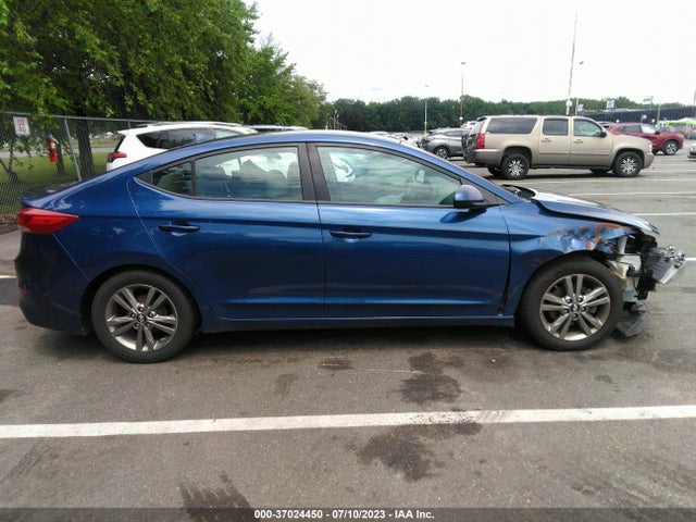 2017 HYUNDAI ELANTRA SE VIN: 5NPD84LF8HH097383