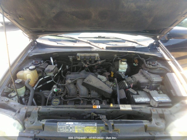 2005 FORD ESCAPE XLT VIN: 1FMCU93165DA19366