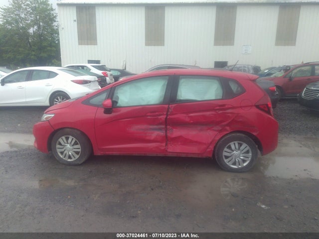 Honda FIT LX 2015 3HGGK5H57FM707190 Image 14